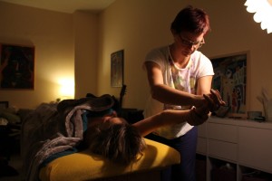 Massage am Arm - Traktion